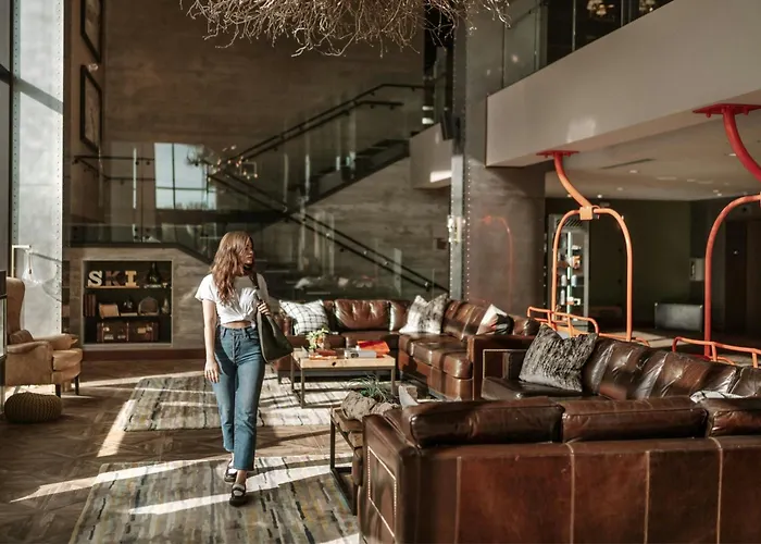 The Josie Hotel, Autograph Collection
